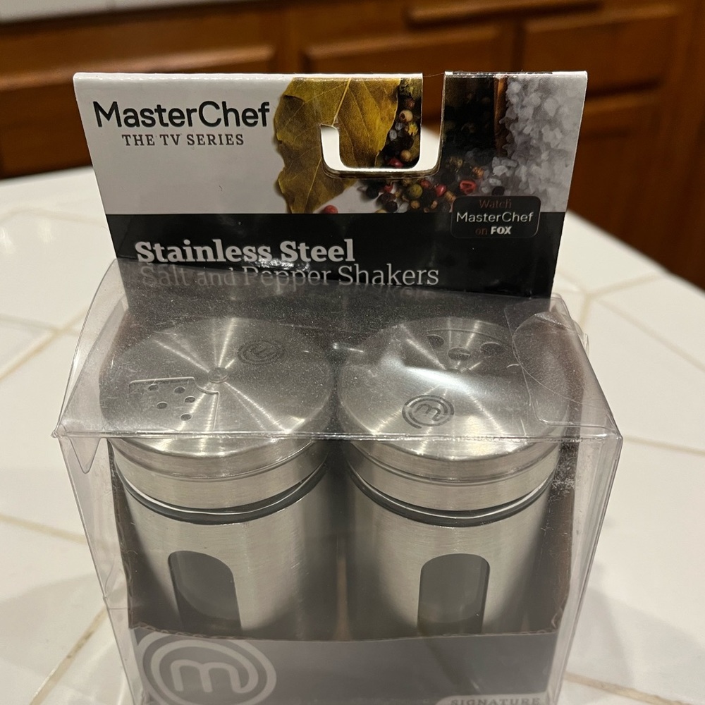 Master Chef salt and pepper shakers